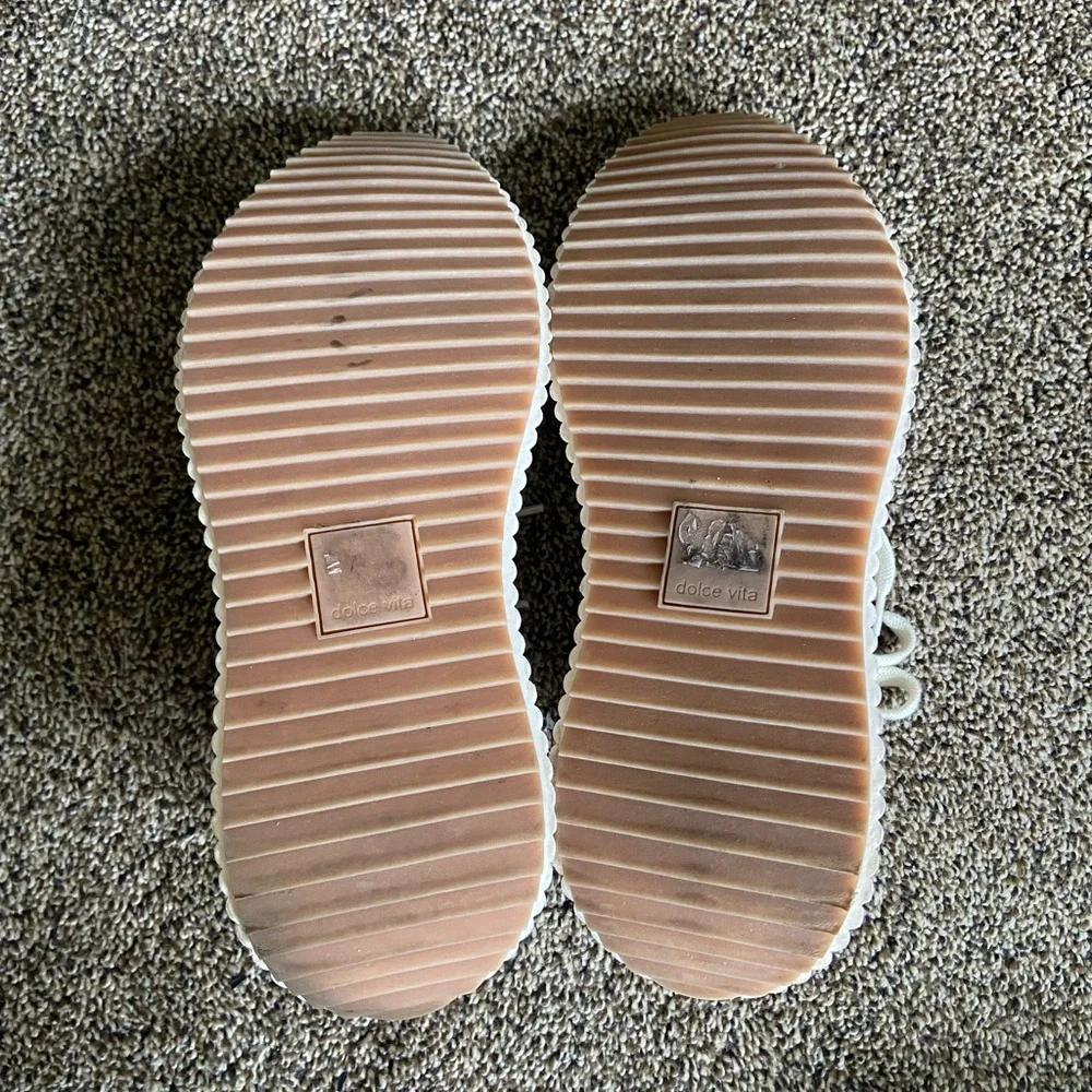 Dolce Vita Platform Sneaker Size 7.5